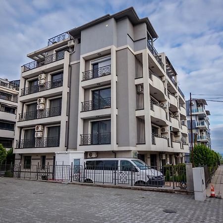 Cozy One-Bedroom Apartment In Night Breeze Burgas Luaran gambar