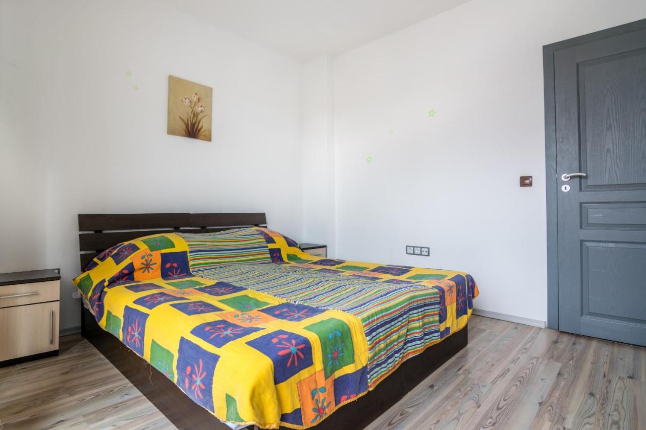 Cozy One-Bedroom Apartment In Night Breeze Burgas Luaran gambar